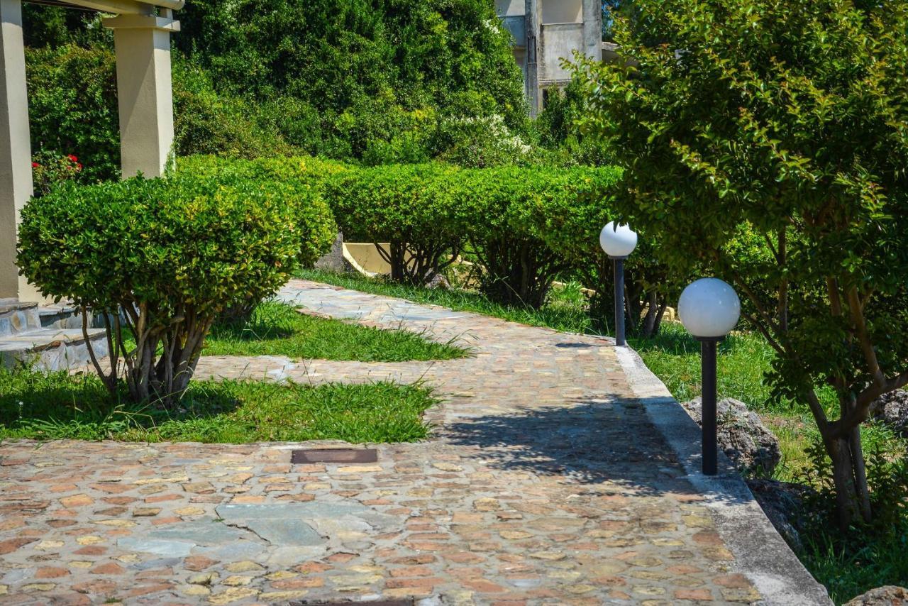 Penelope Apartment Hotel Dassia  Dış mekan fotoğraf