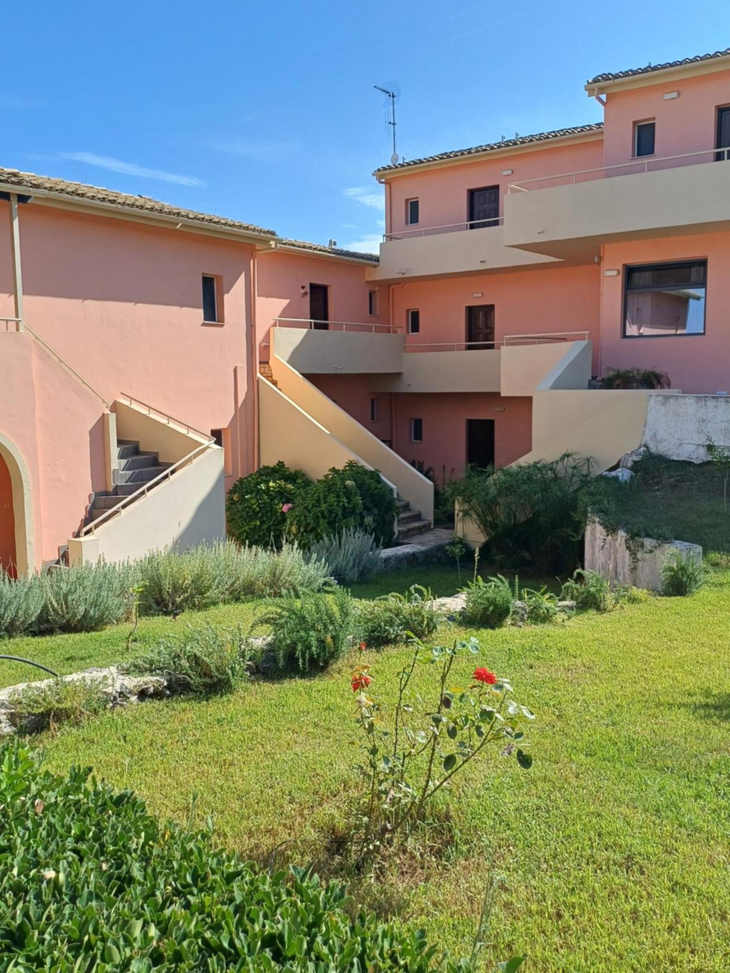 Penelope Apartment Hotel Dassia  Dış mekan fotoğraf