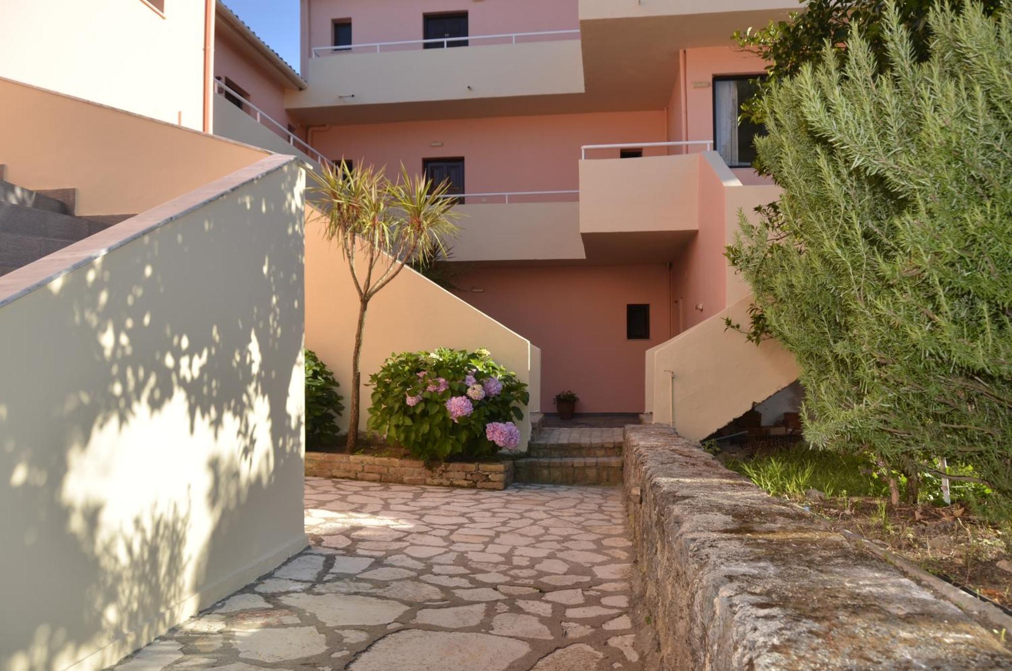 Penelope Apartment Hotel Dassia  Dış mekan fotoğraf